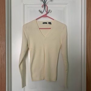 Moda International cream white v-neck ribbed sweater. Size L.